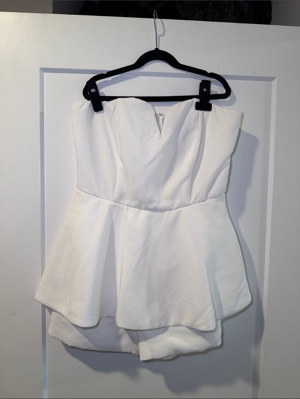 DO+BE White Strapless Peplum Romper